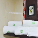 Otel Family The View &