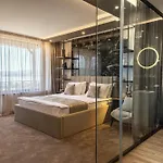 Otel Family The View & Tsigov Chark