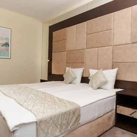 فندق Family The View & 3*