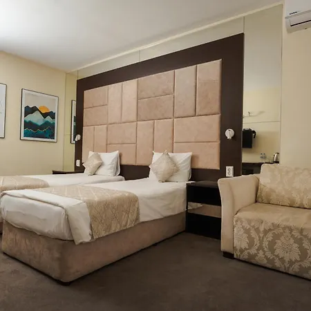 فندق Family The View & 3*