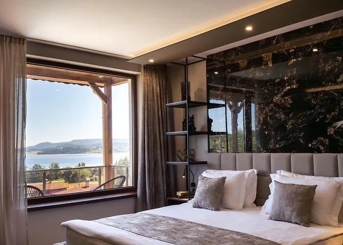 Family The View & فندق 3*